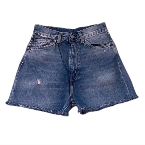 COPY - Amazing vintage Levis shorts🌟 - Picture 3 of 9